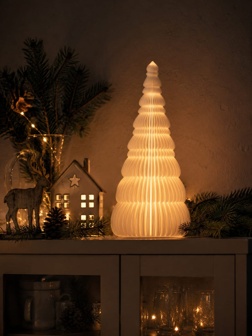 Leuchtender Weihnachtsbaum mit LED | Weihnachtsdeko in 3 Größen | einzeln oder als 3er-Set | Dekobaum Weiß